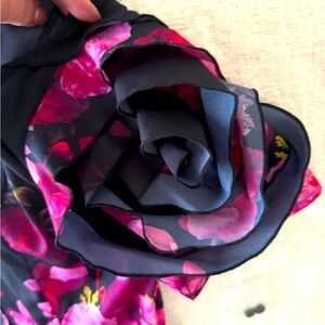 🔥Samuel Dong BlackCold Shoulder Dress with Pink FloralAccents and Flower details